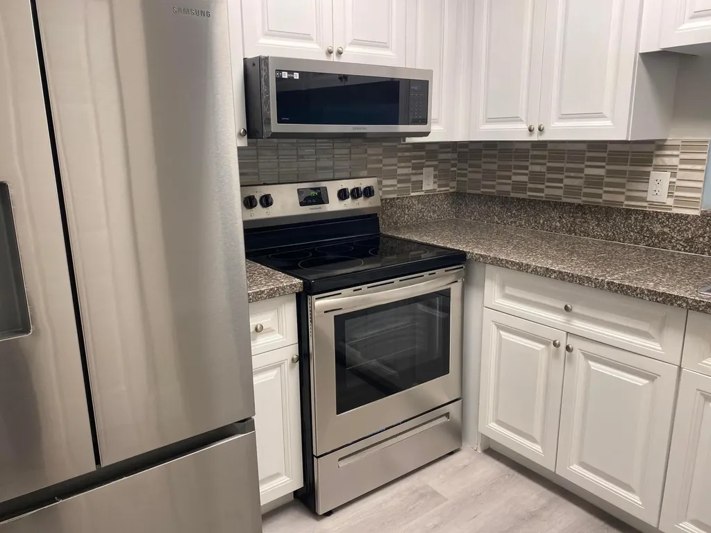 11432 NW 43rd Street Coral Springs FL 33065