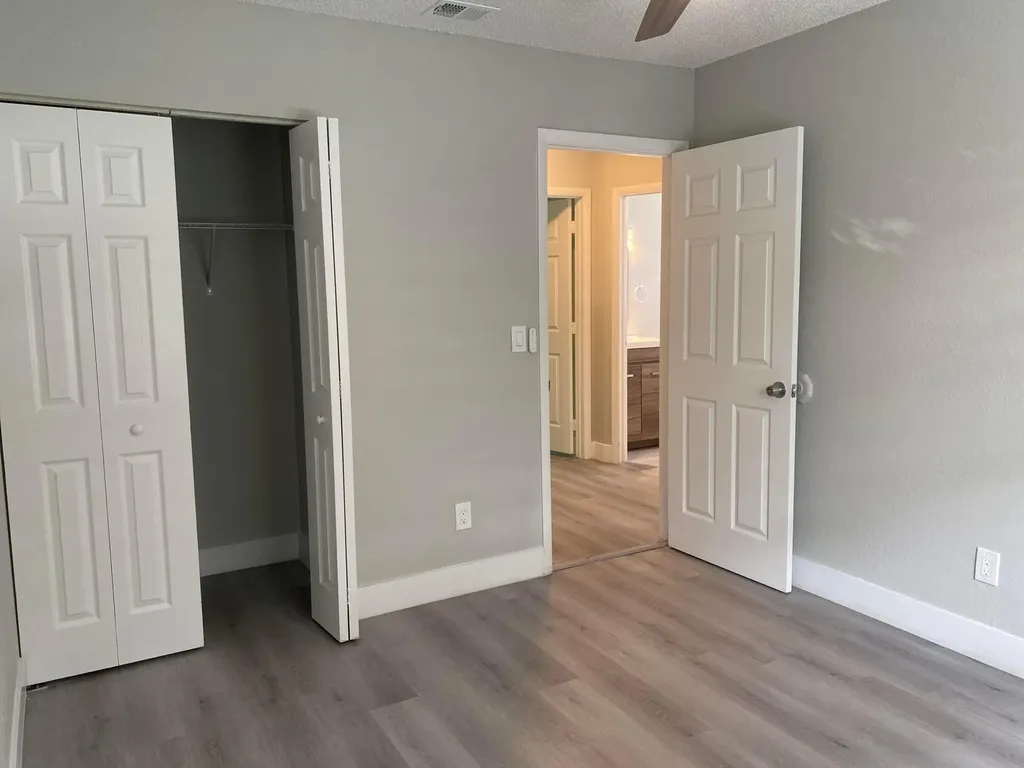 11432 NW 43rd Street Coral Springs FL 33065