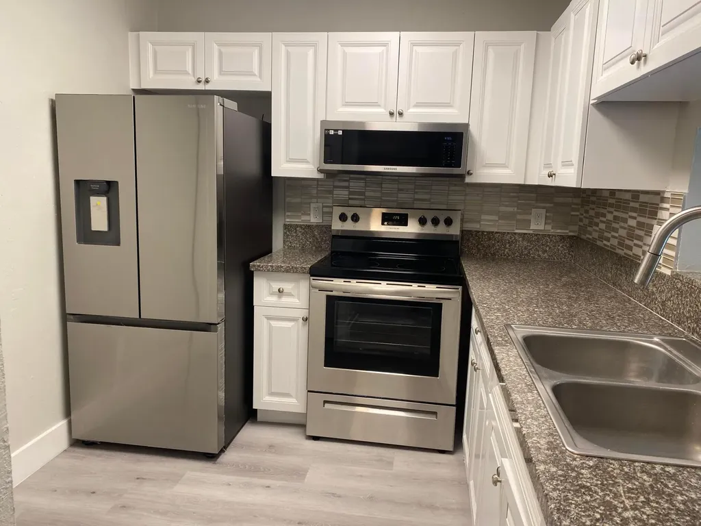 11432 NW 43rd Street Coral Springs FL 33065