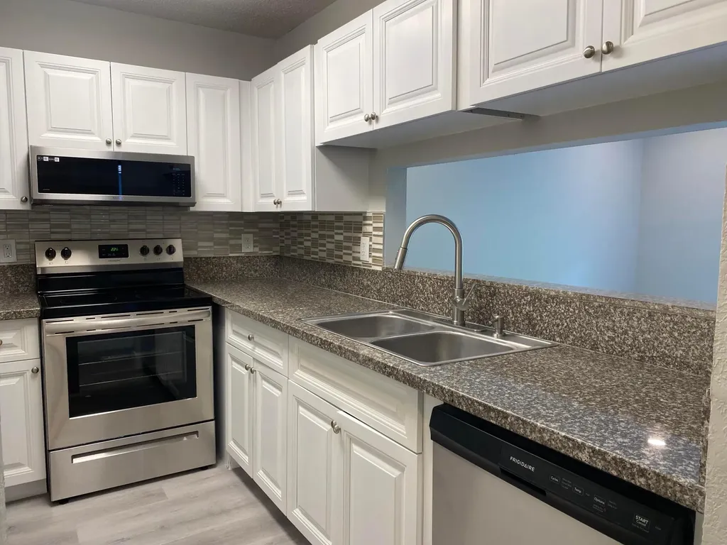 11432 NW 43rd Street Coral Springs FL 33065