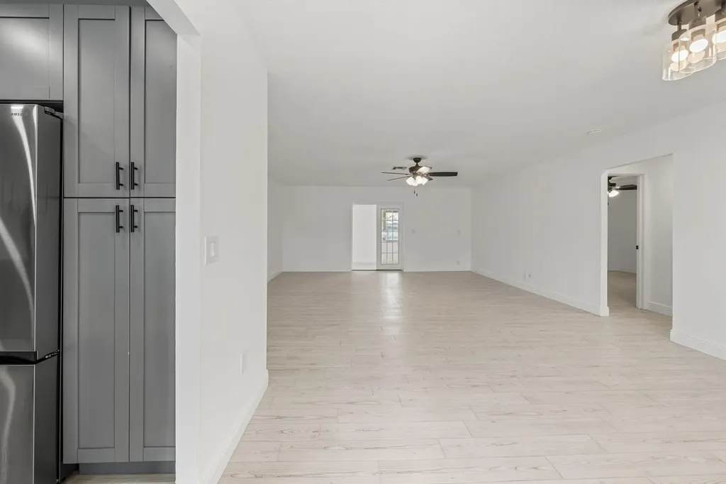 908 Hibiscus Drive Royal Palm Beach FL 33411