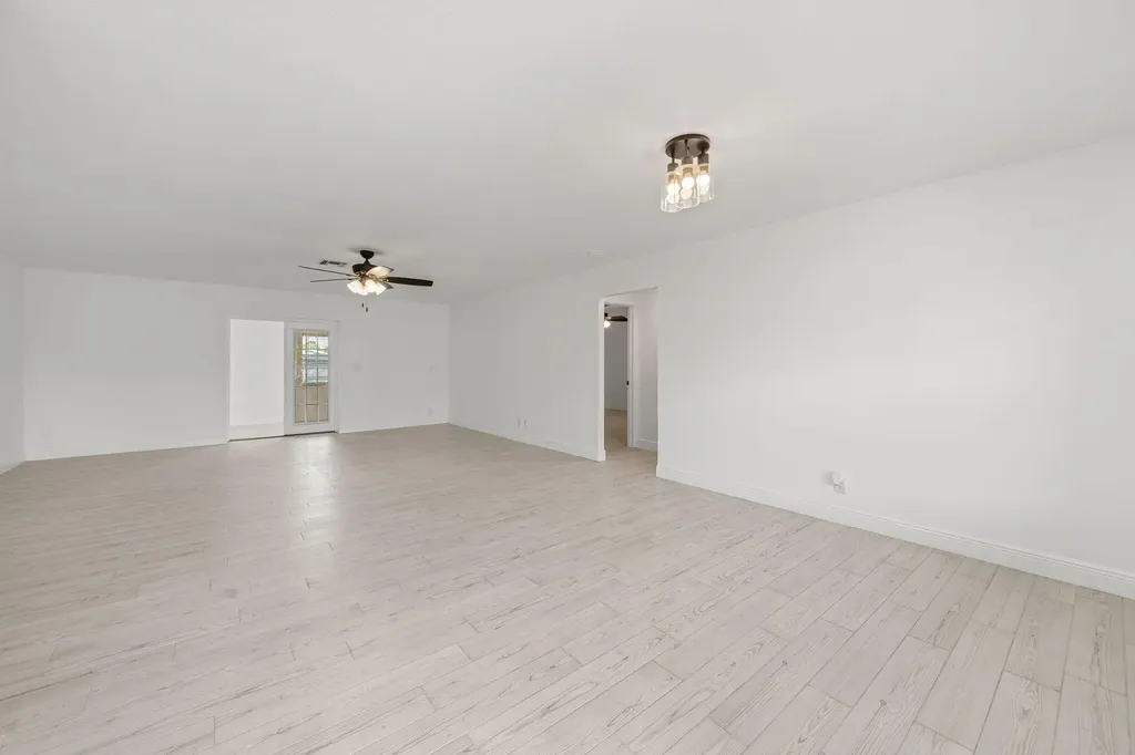 908 Hibiscus Drive Royal Palm Beach FL 33411