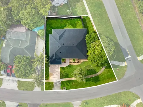 908 Hibiscus Drive Royal Palm Beach FL 33411