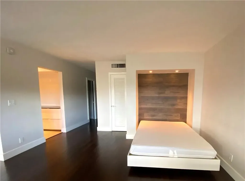 1200 SW 12th Street Fort Lauderdale FL 33315