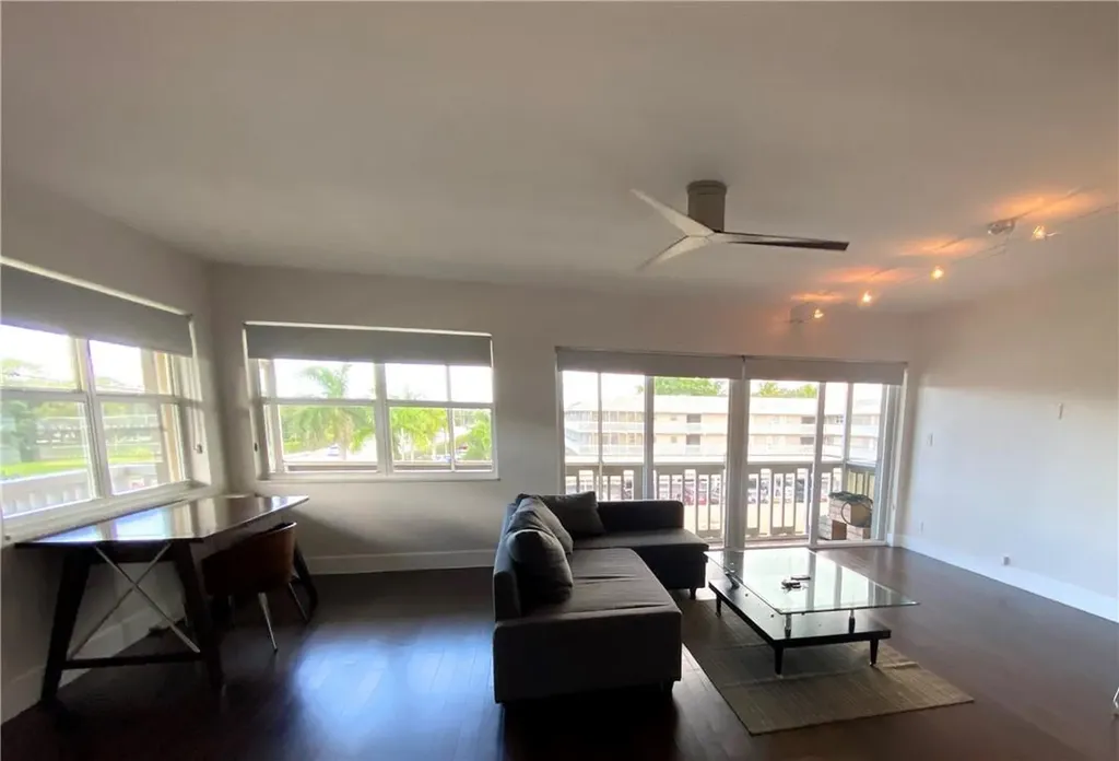 1200 SW 12th Street Fort Lauderdale FL 33315
