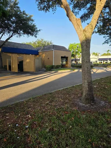 1009 N State Road 7 Royal Palm Beach FL 33411