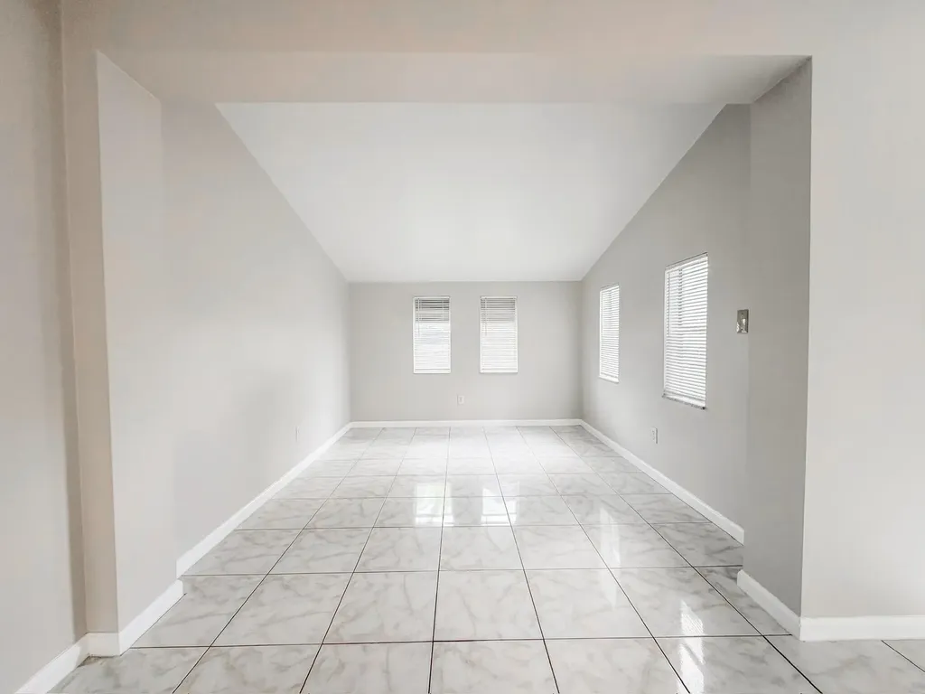 2735 Richard Road West Palm Beach FL 33403