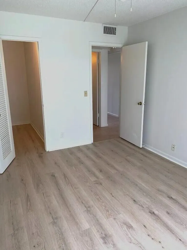 99 Mansfield C Boca Raton FL 33434