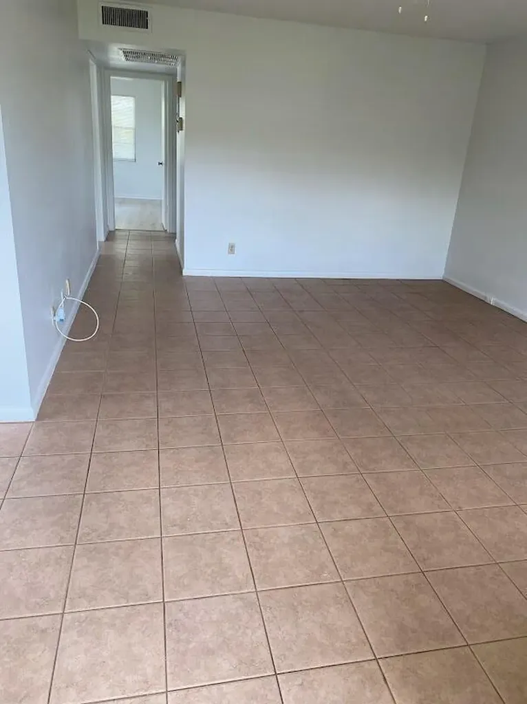 99 Mansfield C Boca Raton FL 33434