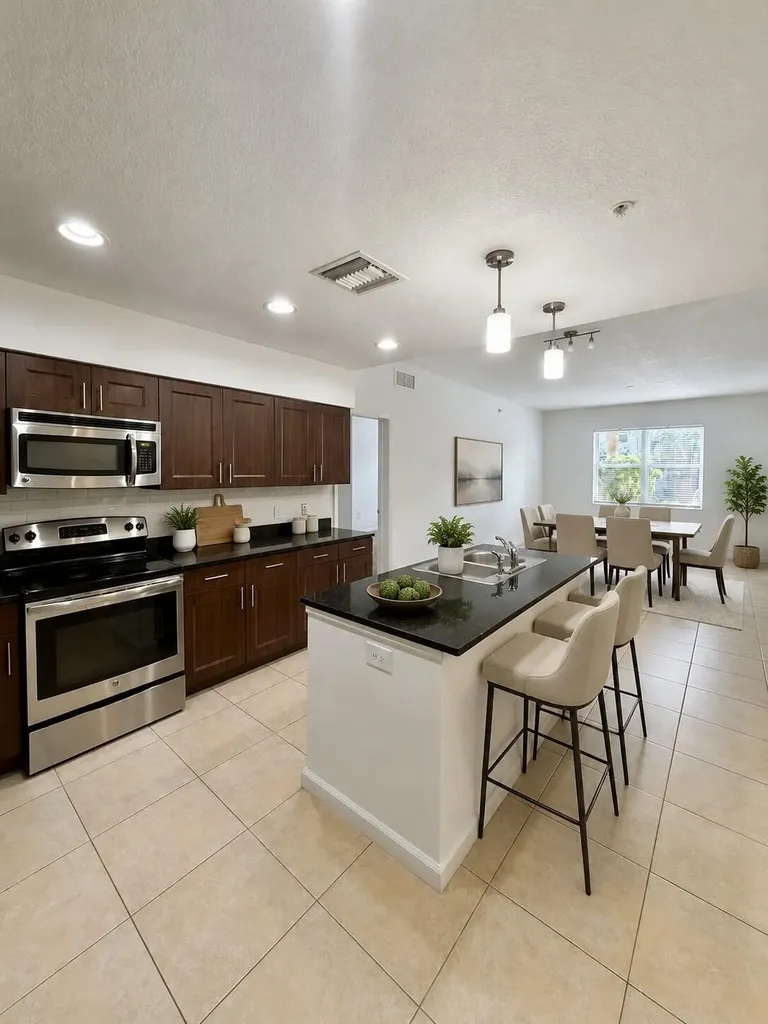 1590 Cameron Samuel Lane West Palm Beach FL 33401