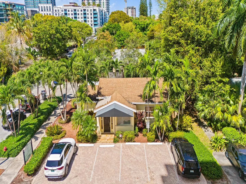 103 NE 4th Street Fort Lauderdale FL