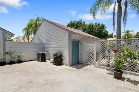 6111 SE Georgetown Place Hobe Sound FL 33455