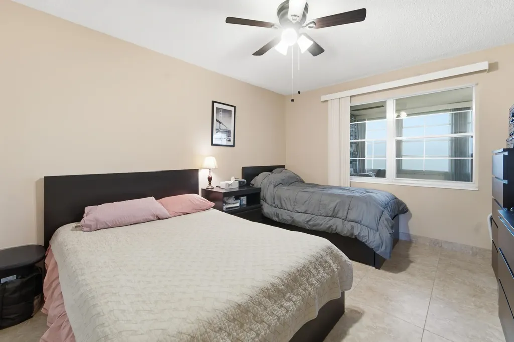 170 Kent J West Palm Beach FL 33417