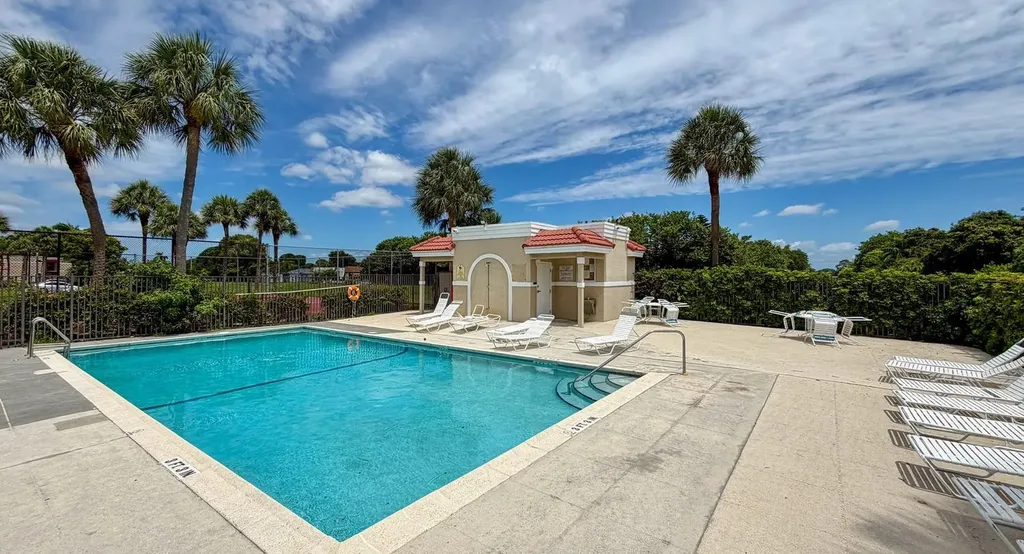 3640 Village Drive Delray Beach FL 33445