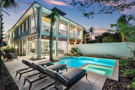 909 Bond Way Delray Beach FL 33483