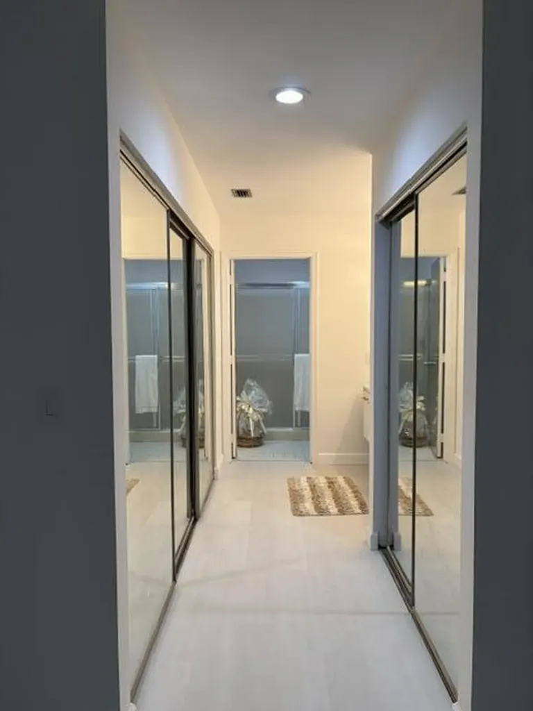 8934 Sunnywood Place Boca Raton FL 33496