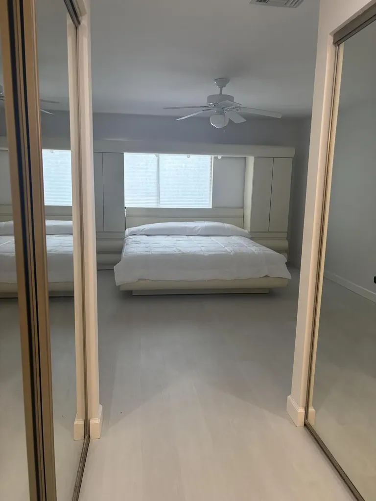 8934 Sunnywood Place Boca Raton FL 33496