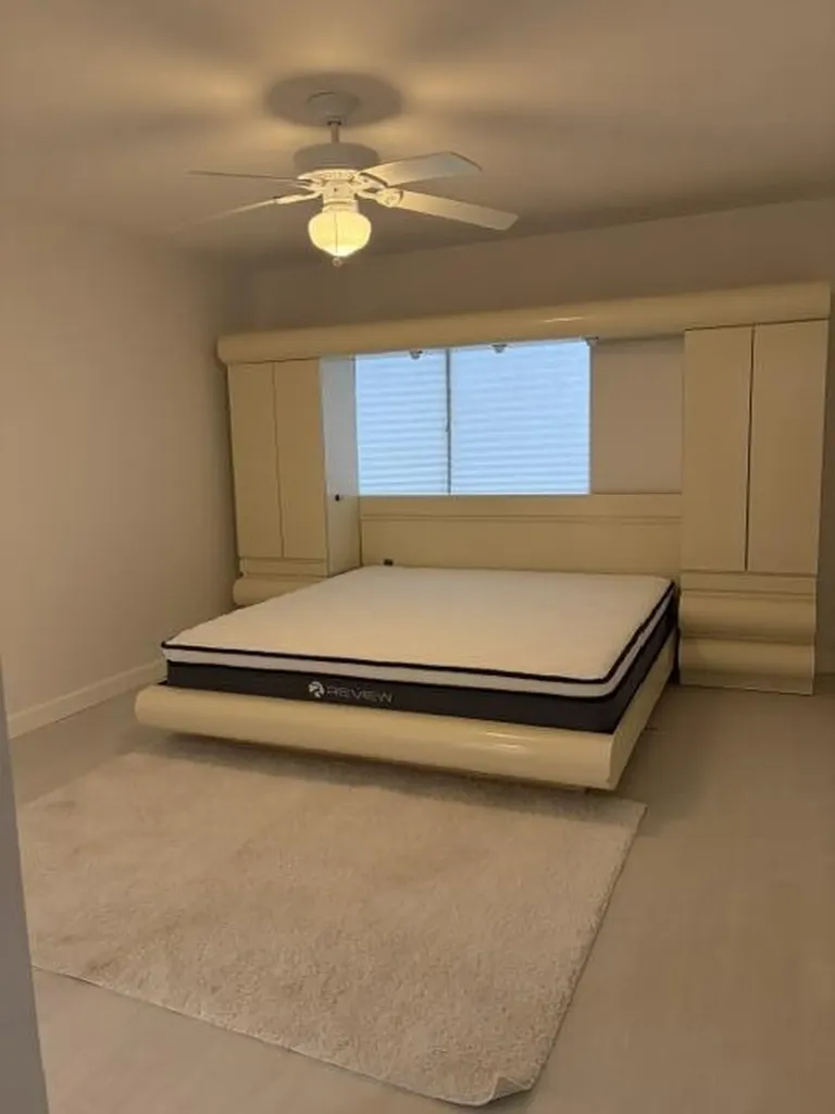 8934 Sunnywood Place Boca Raton FL 33496