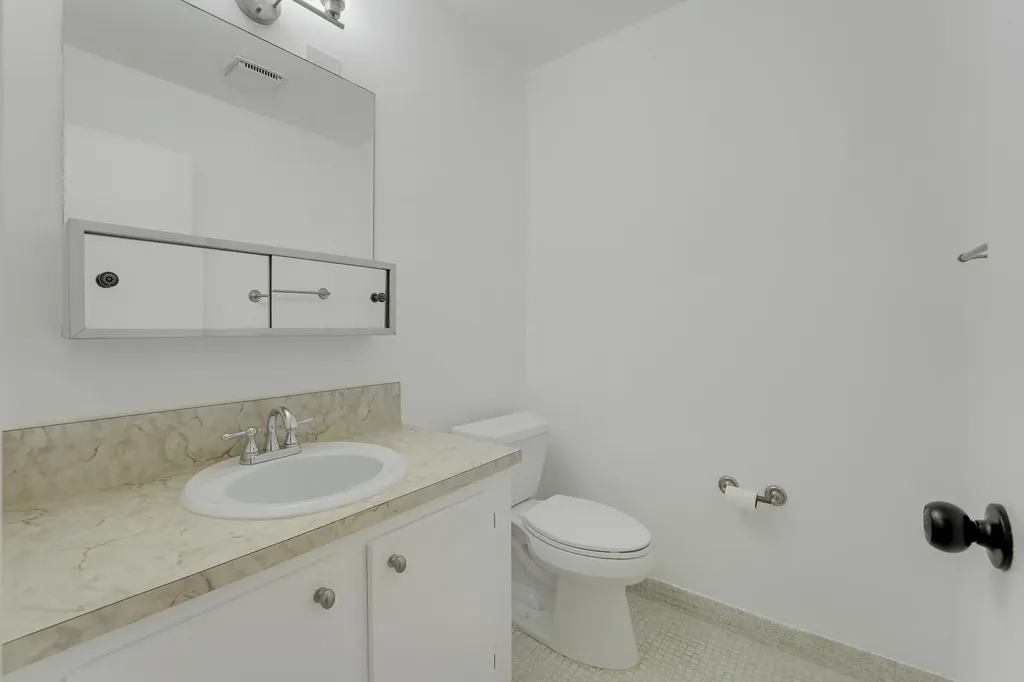 1142 W Circle Terrace Terrace W Delray Beach FL 33445