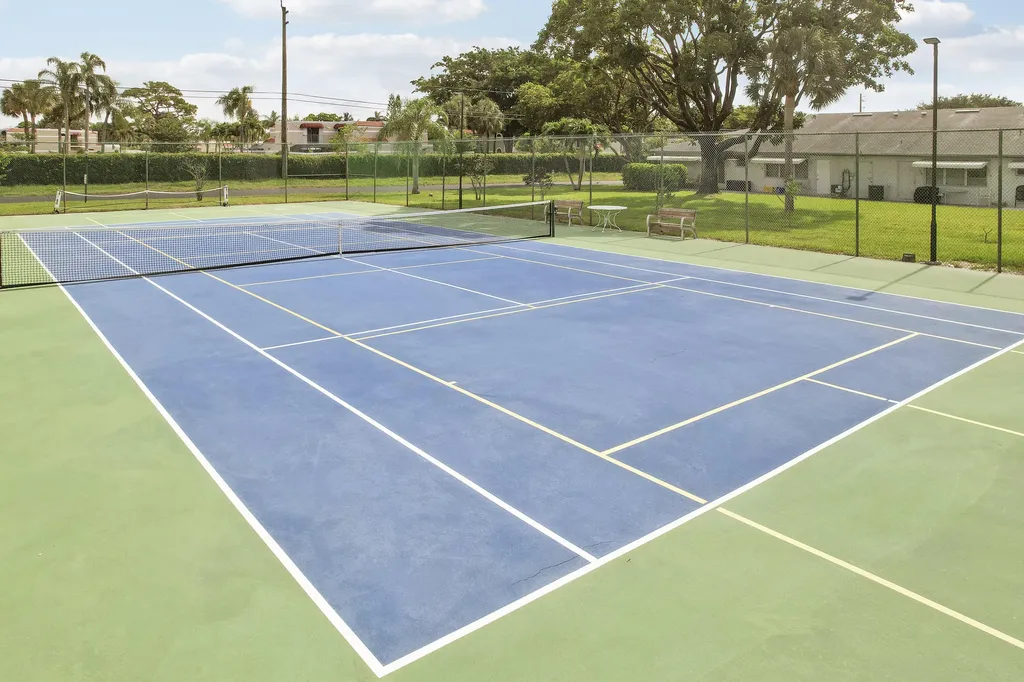 1142 W Circle Terrace Terrace W Delray Beach FL 33445