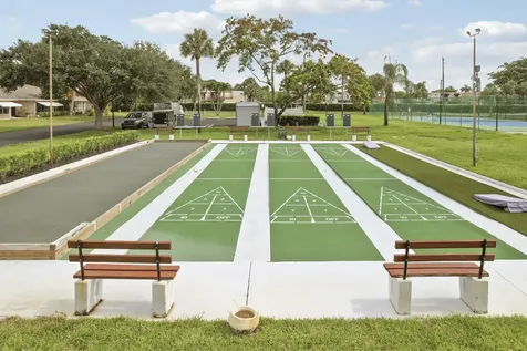 1142 W Circle Terrace Terrace W Delray Beach FL 33445