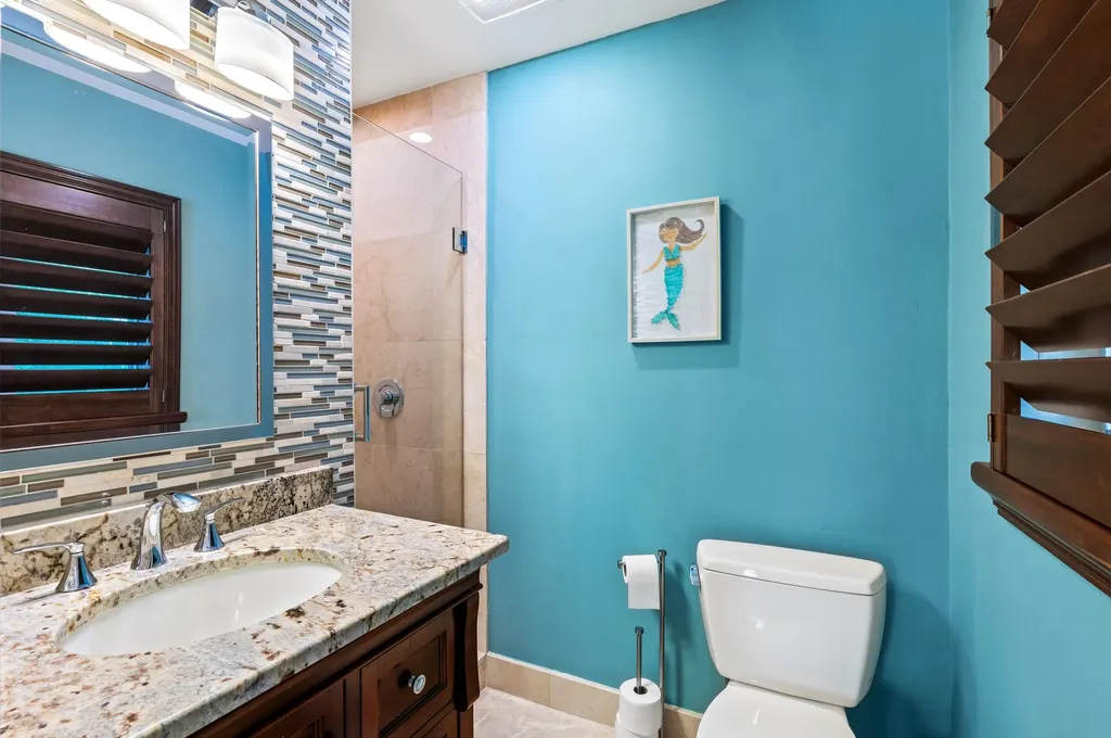 1098 Spanish River Road Boca Raton FL 33432