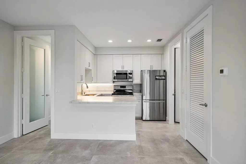 217 Gulfstream Boulevard Boynton Beach FL 33435