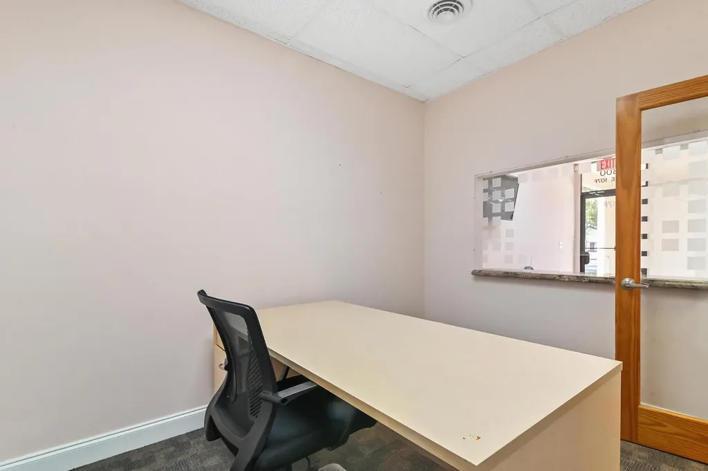 4800 N State Road 7 Lauderdale Lakes FL