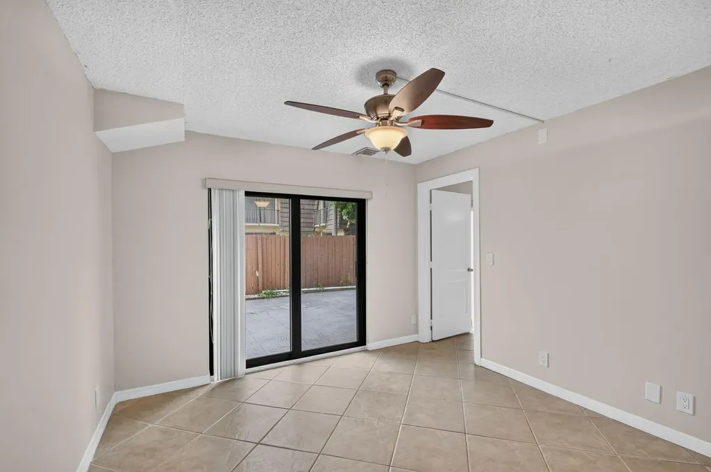 744 Springdale Circle Palm Springs FL 33461