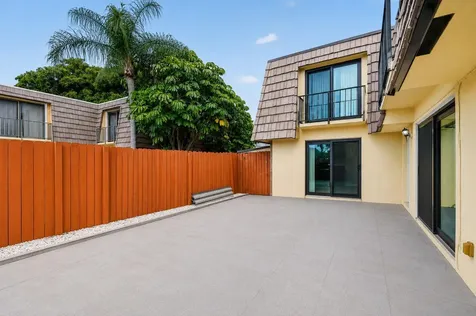 744 Springdale Circle Palm Springs FL 33461