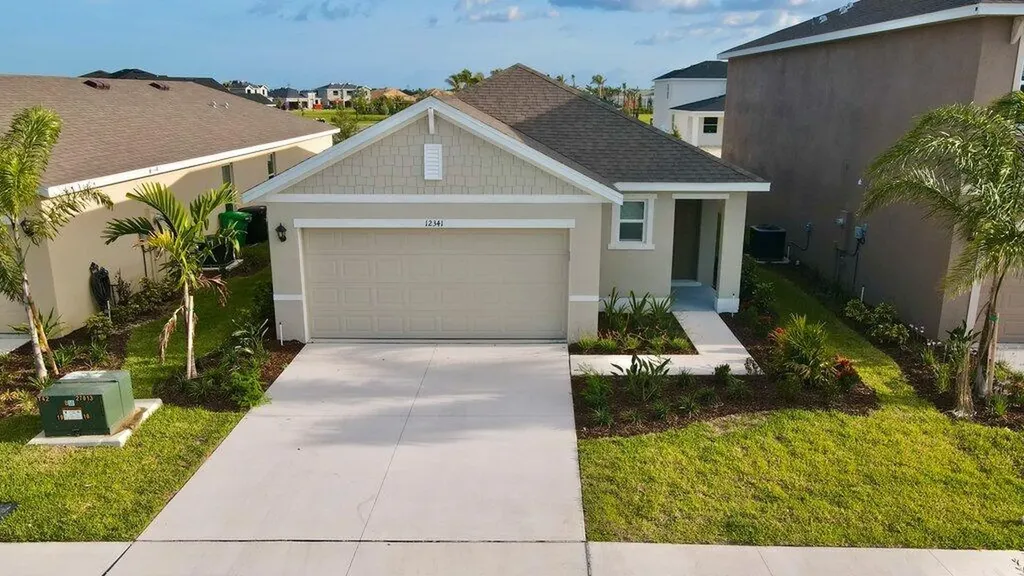 12341 SW Nettuno Way Port St Lucie FL 34987