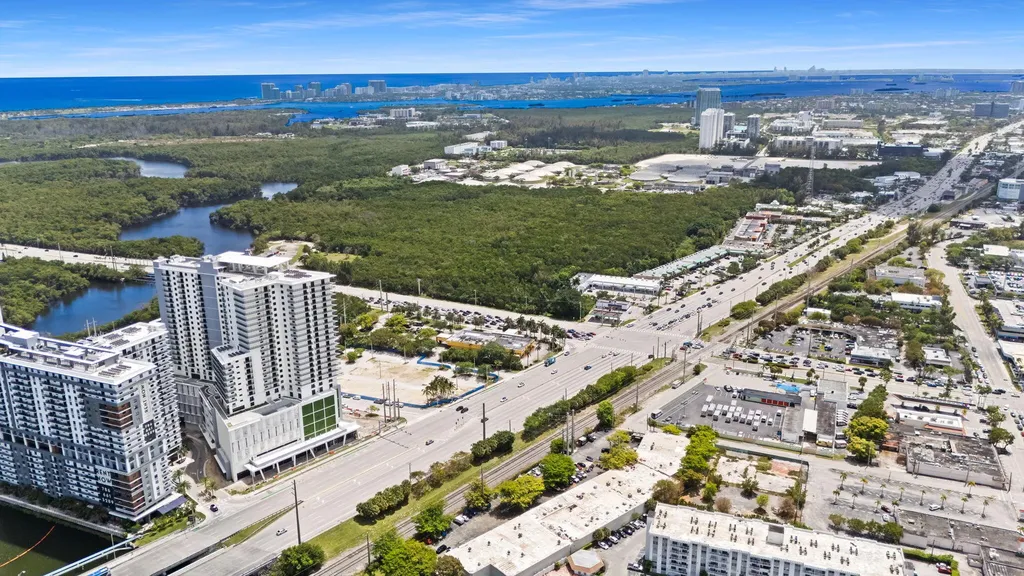 16375 Biscayne Boulevard North Miami Beach FL 33160