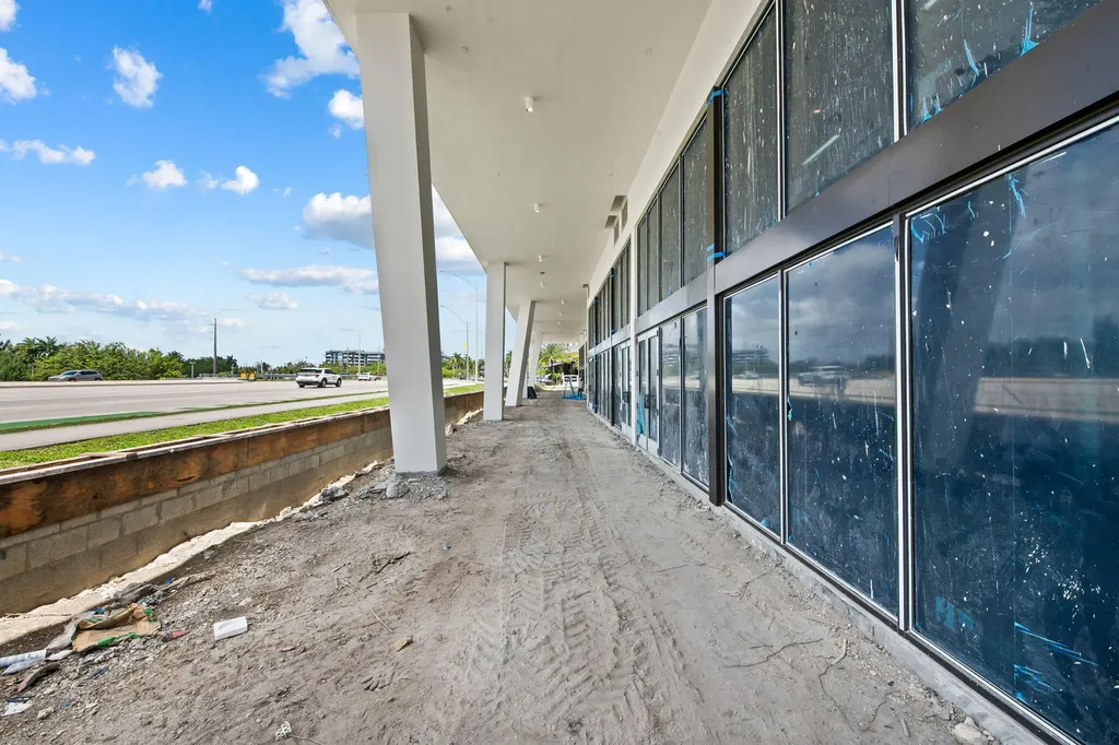 16375 Biscayne Boulevard North Miami Beach FL 33160