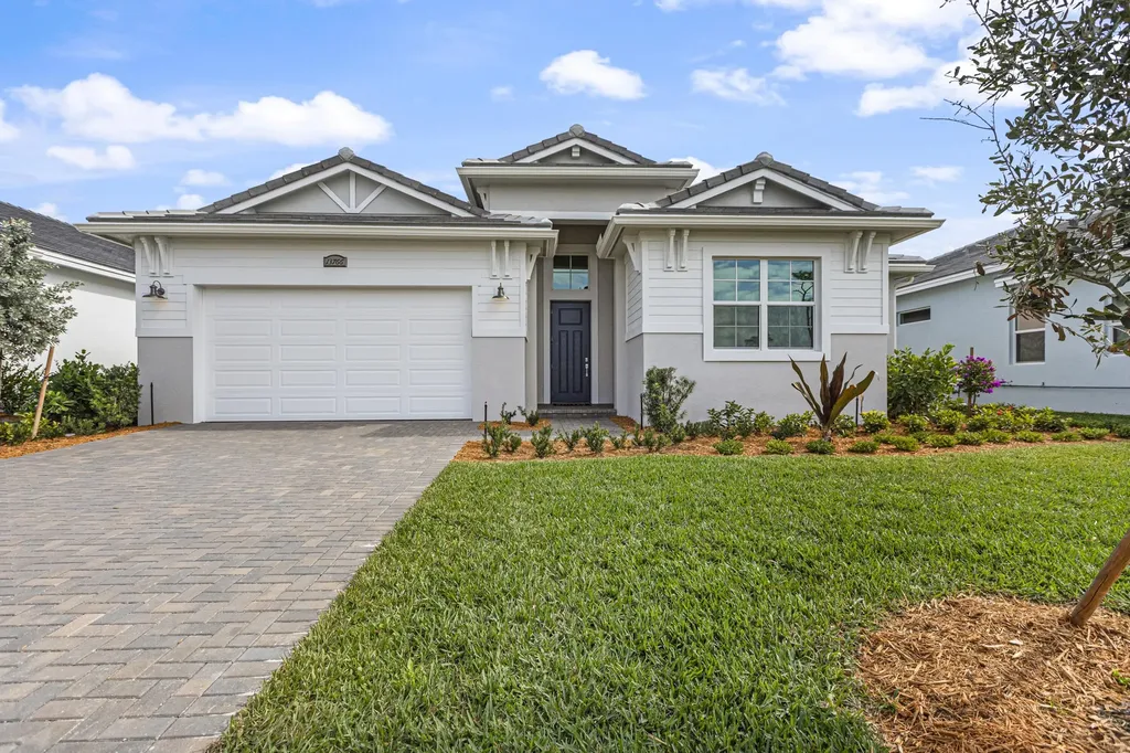 13766 SE Chantilly Trace Port St Lucie FL 34984