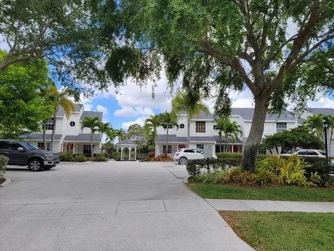 12574 Westhampton Circle Wellington FL 33414
