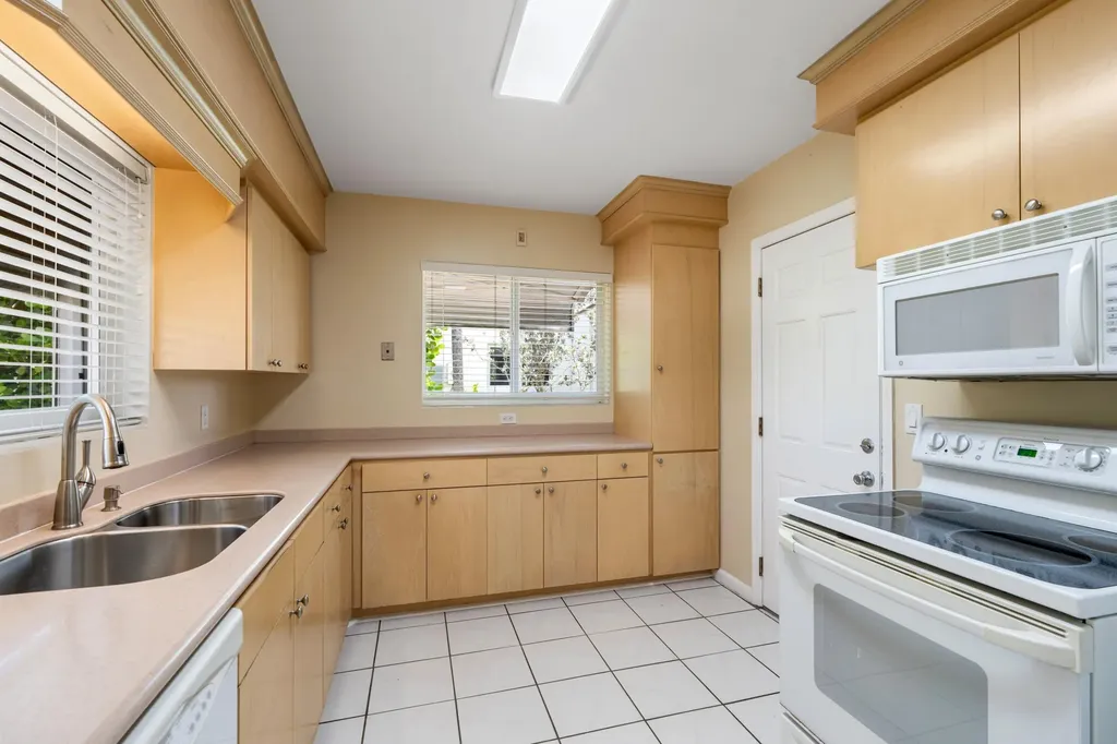 360 Palmetto Street West Palm Beach FL 33405