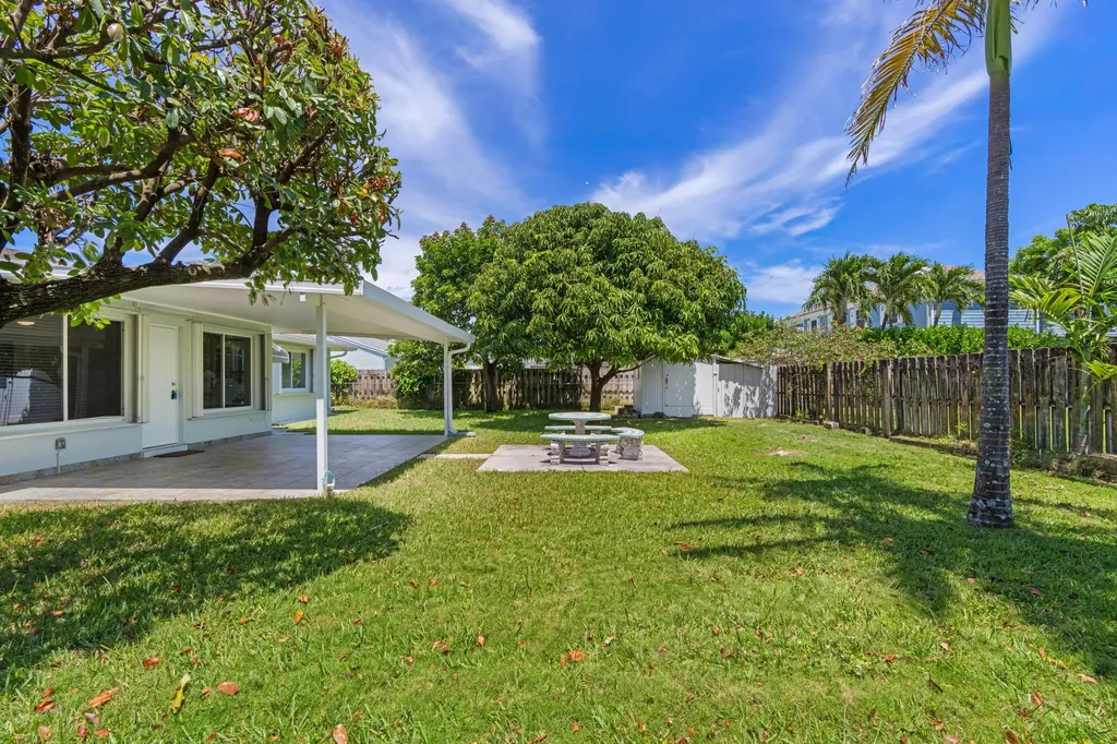 360 Palmetto Street West Palm Beach FL 33405