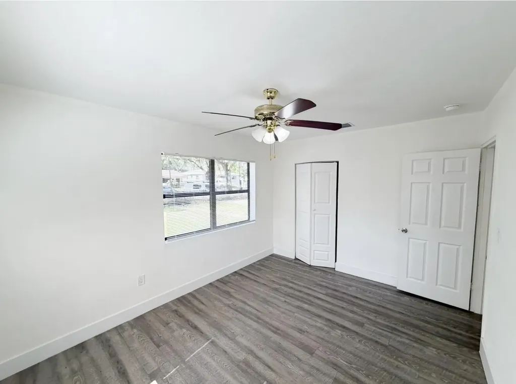 1135 NW 127th Street North Miami FL 33168
