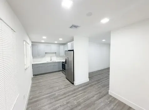 1135 NW 127th Street North Miami FL 33168