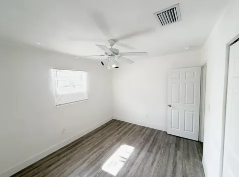 1135 NW 127th Street North Miami FL 33168