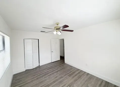 1135 NW 127th Street North Miami FL 33168