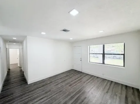 1135 NW 127th Street North Miami FL 33168