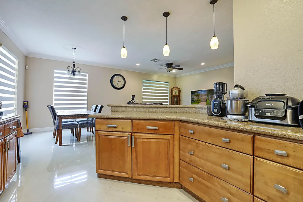 6401 SW 195th Avenue Fort Lauderdale FL 33332