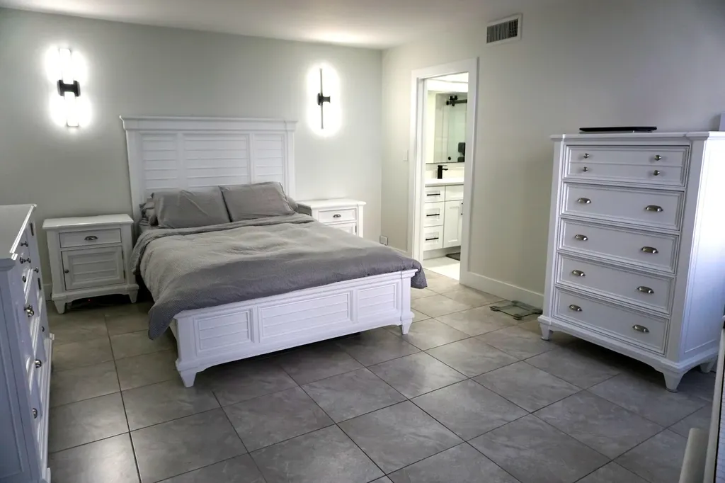 2800 N Ocean Drive Singer Island FL 33404