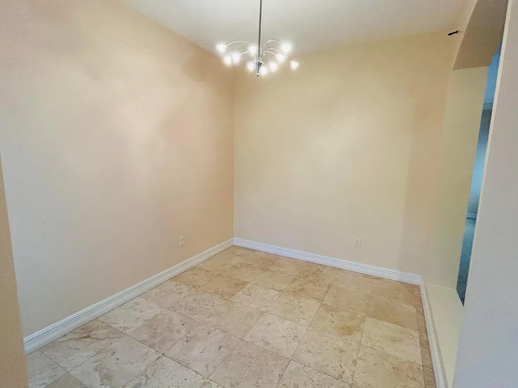 1750 NE 12th Street Fort Lauderdale FL 33304