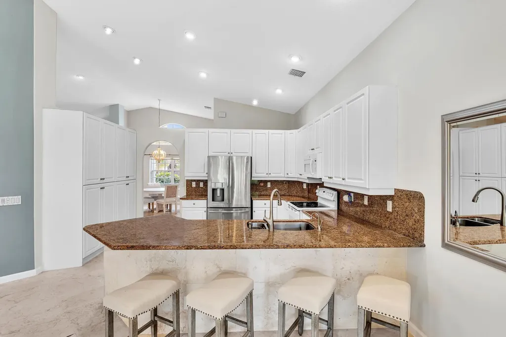12316 Lakeridge Falls Drive Boynton Beach FL 33437
