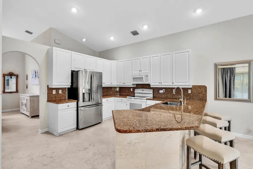 12316 Lakeridge Falls Drive Boynton Beach FL 33437
