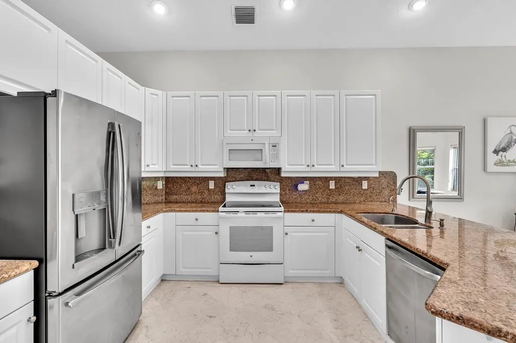 12316 Lakeridge Falls Drive Boynton Beach FL 33437