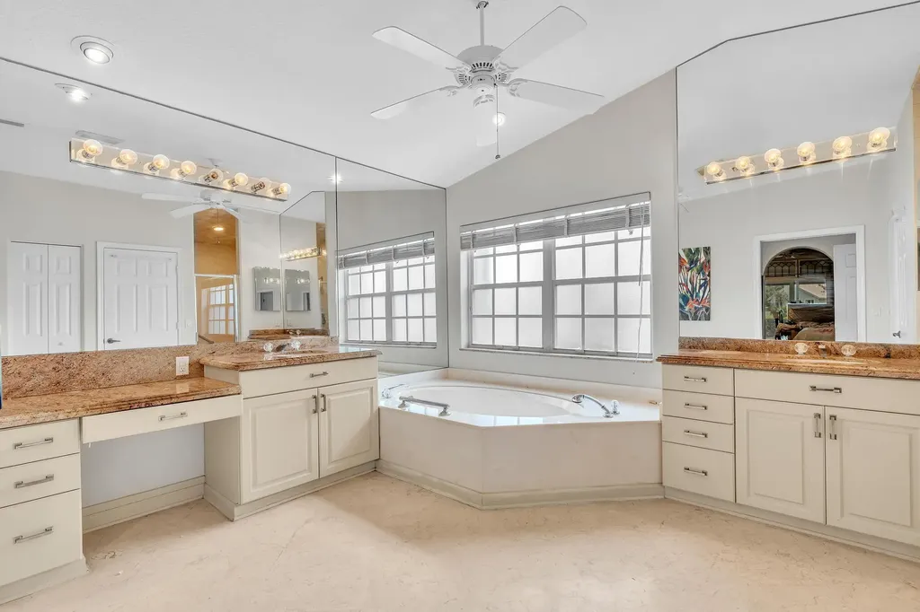 12316 Lakeridge Falls Drive Boynton Beach FL 33437