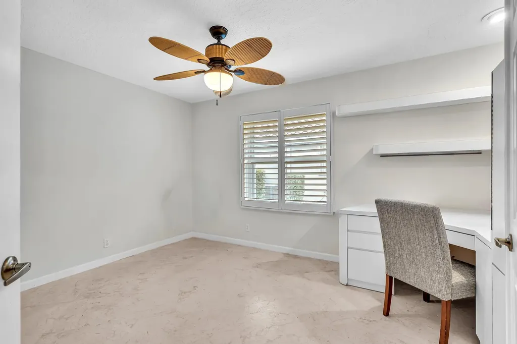 12316 Lakeridge Falls Drive Boynton Beach FL 33437